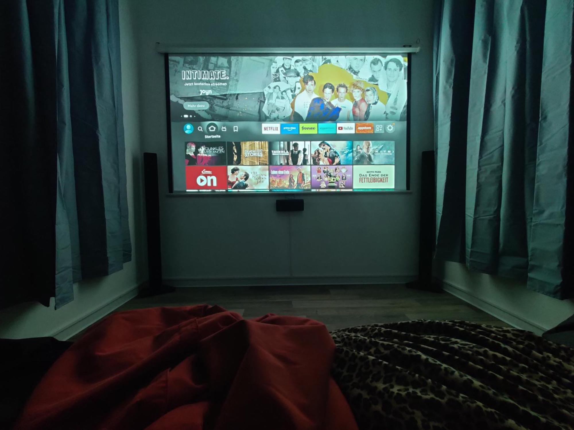 Apartment Grosses Modernes Loft Mit Tischkicker, Billiard Und Heimkino In Uni Und Klinik Naehe